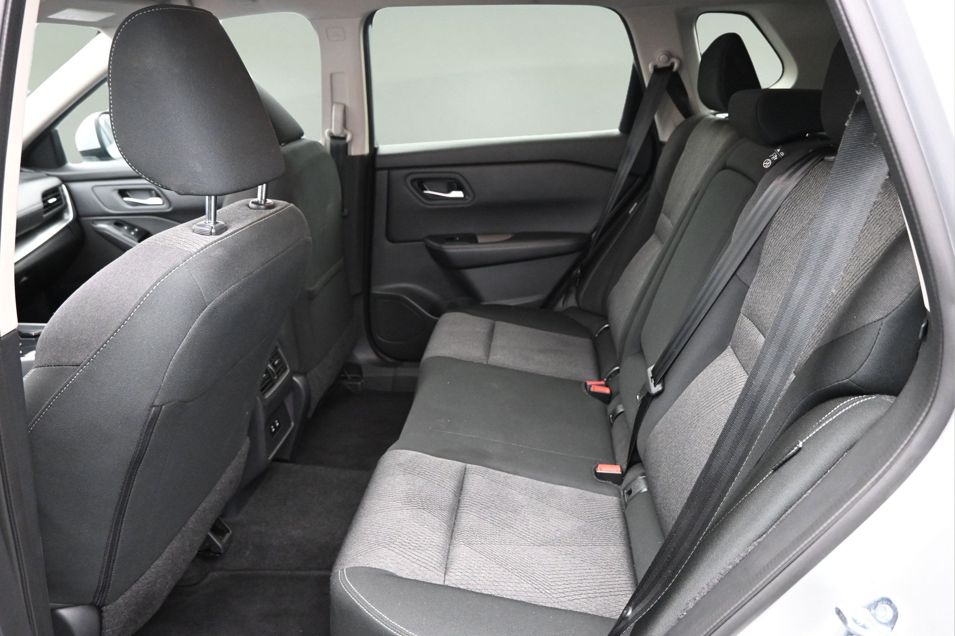 2025 Nissan Rogue SV FWD