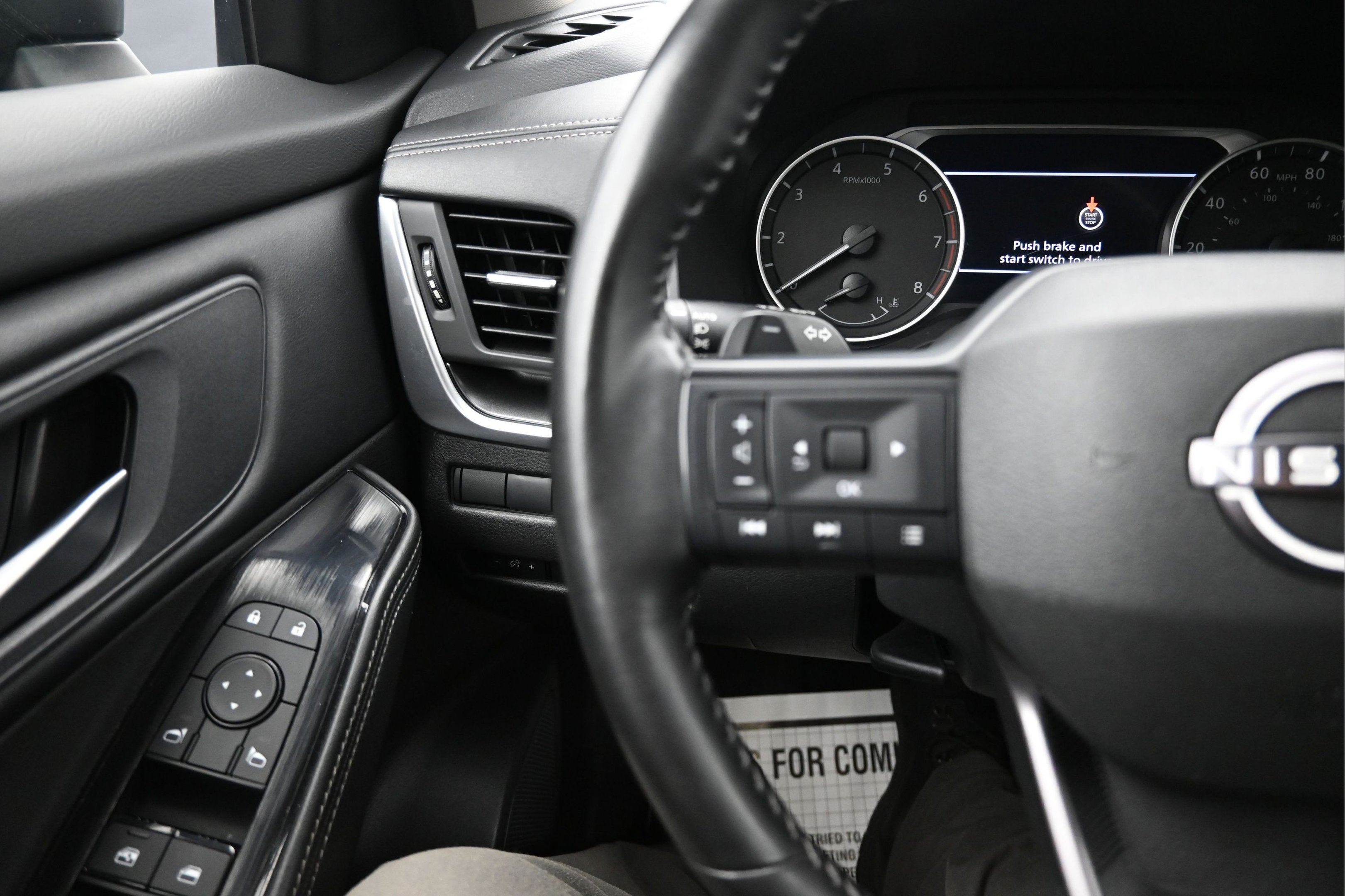 2025 Nissan Rogue SV FWD