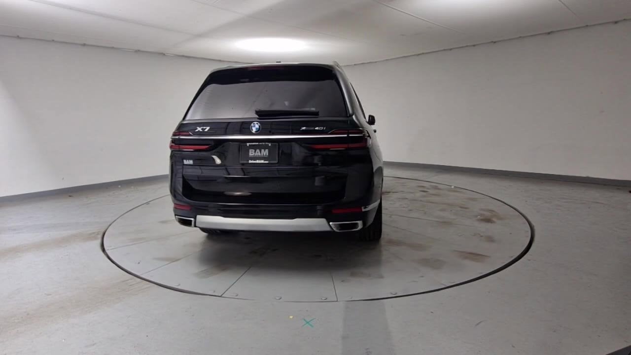 2023 BMW X7 xDrive40i