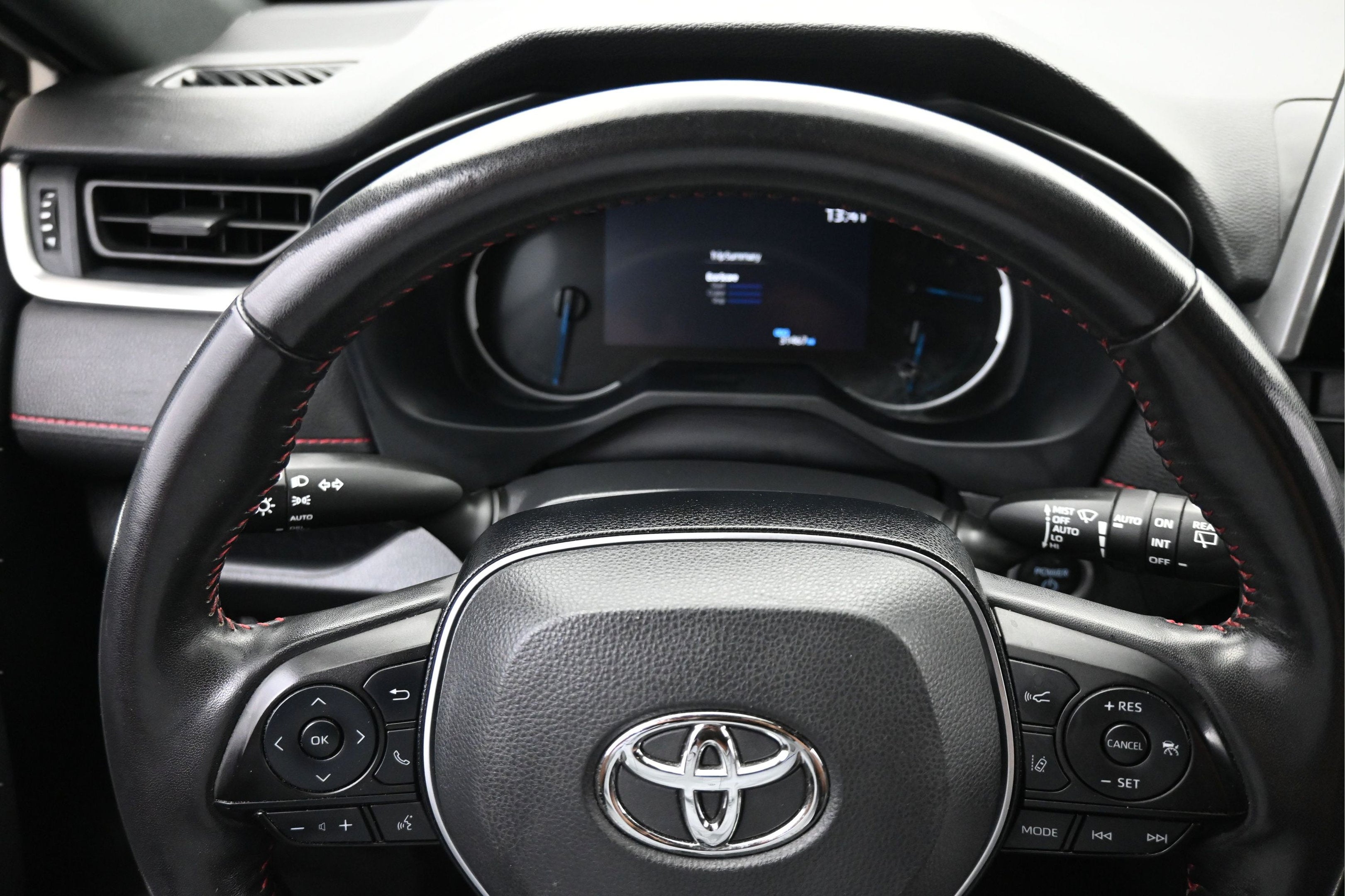 2023 Toyota RAV4 Prime SE