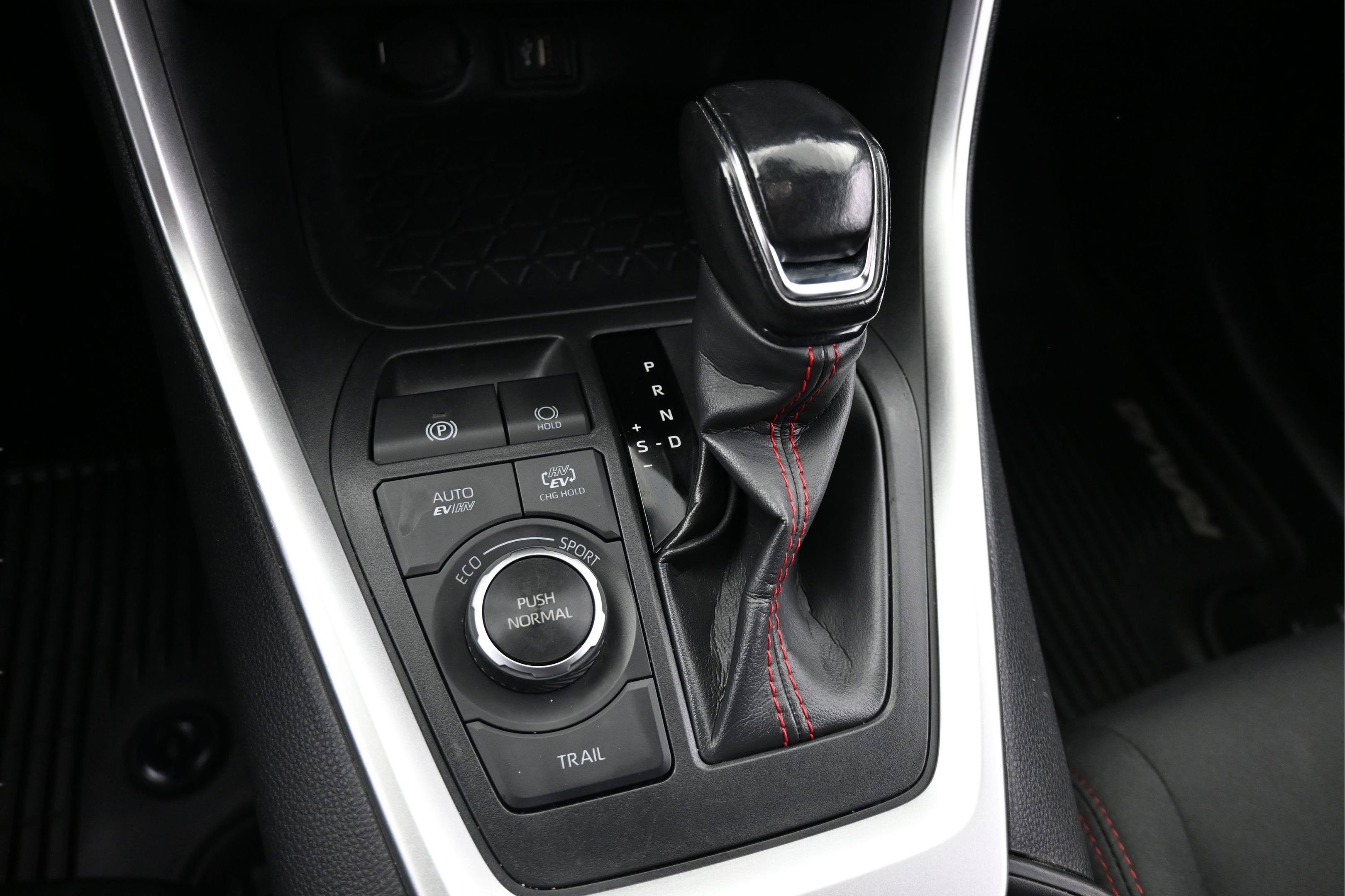 2023 Toyota RAV4 Prime SE
