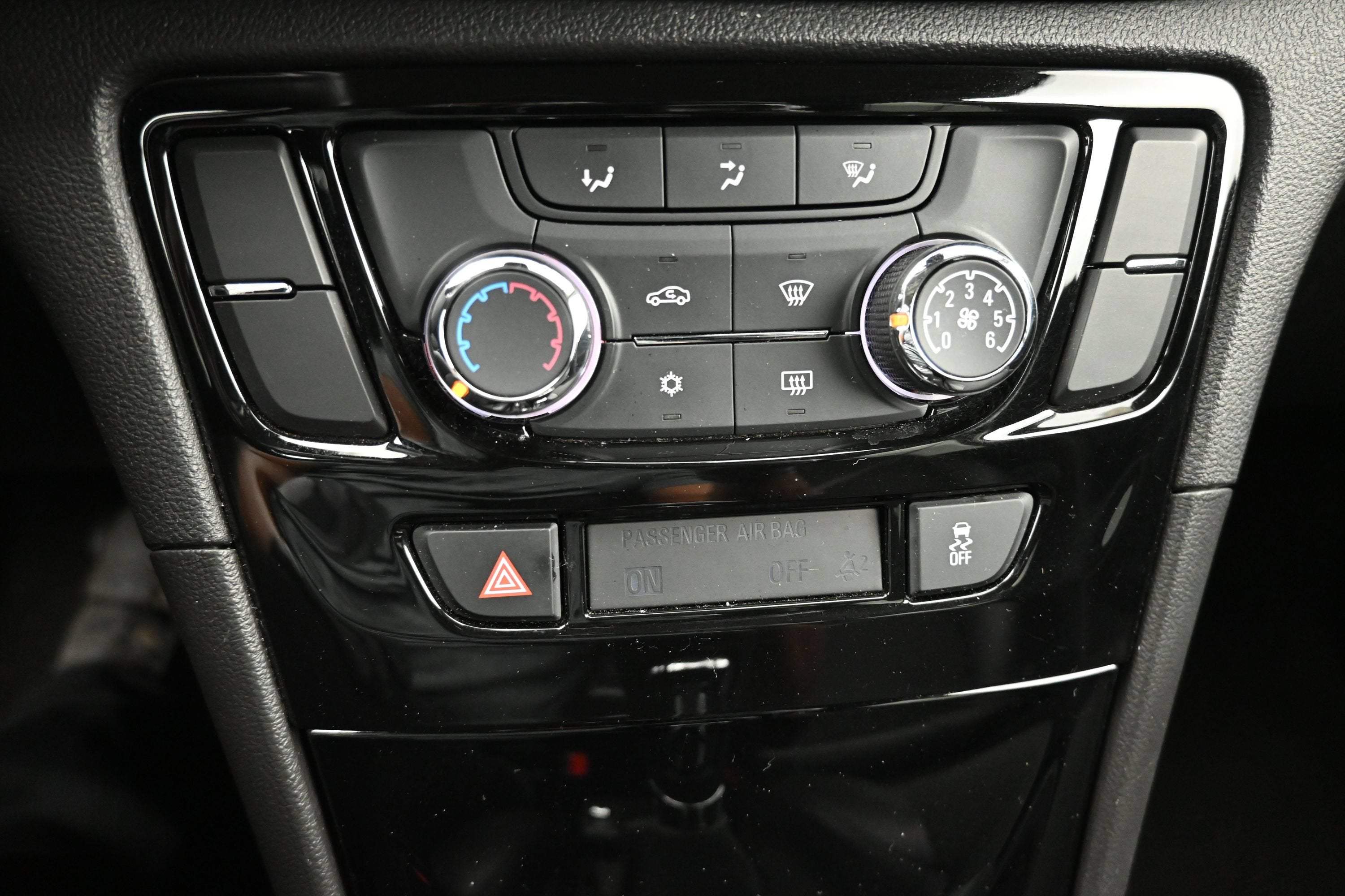 2022 Buick Encore AWD Preferred