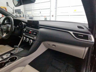 2022 Genesis G70 2.0T AWD