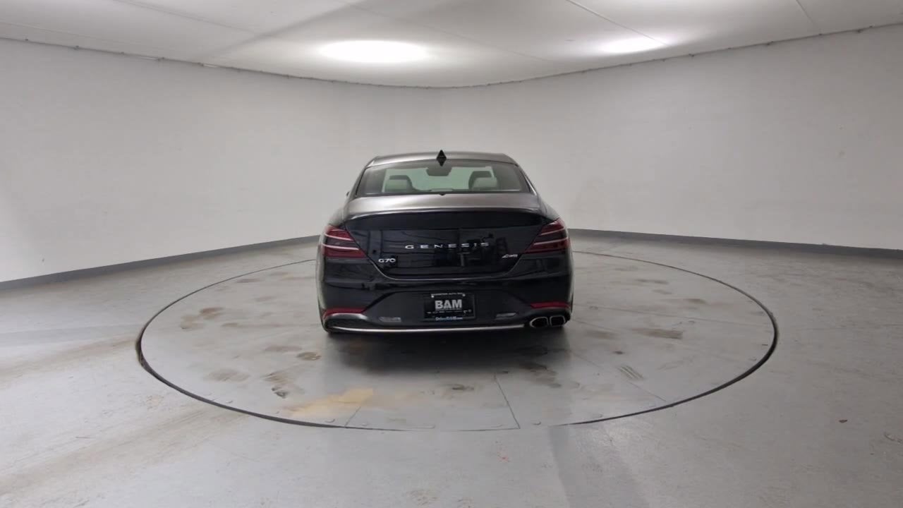 2022 Genesis G70 2.0T AWD