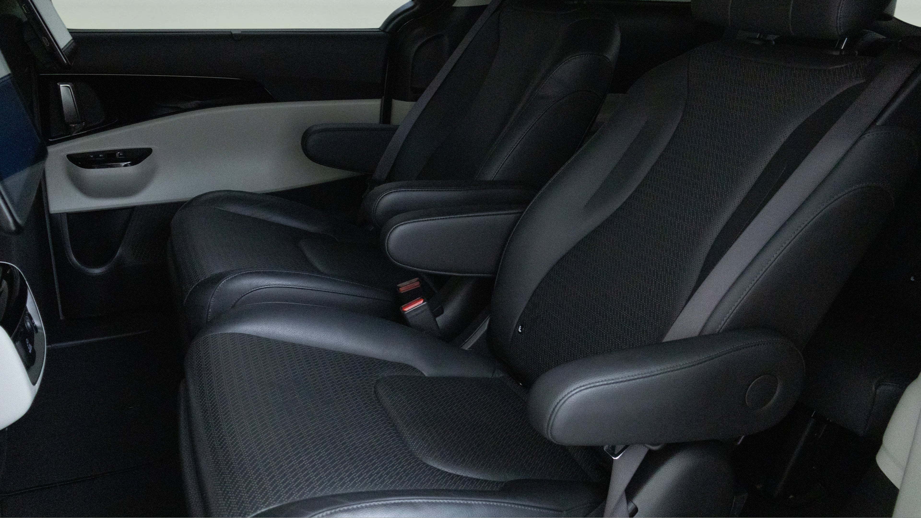 2024 Kia Carnival MPV SX Prestige