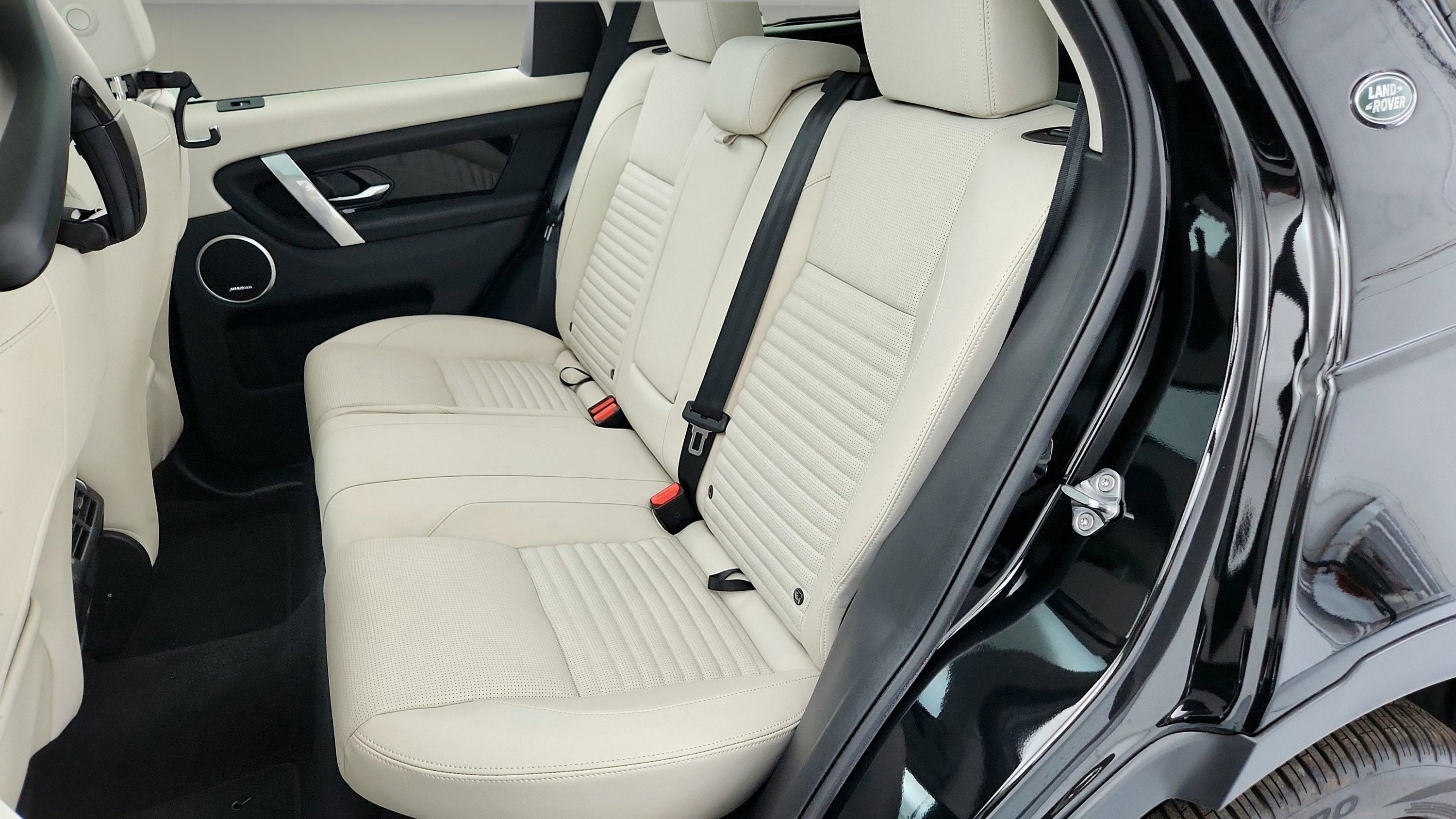 2023 Land Rover Discovery Sport SE