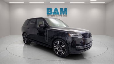 2025 Land Rover Range Rover P550e SE