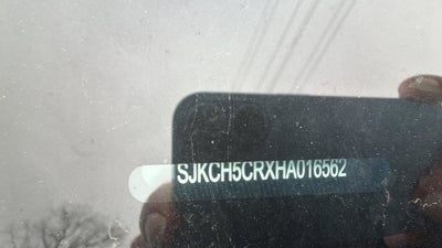 2017 INFINITI QX30 Premium