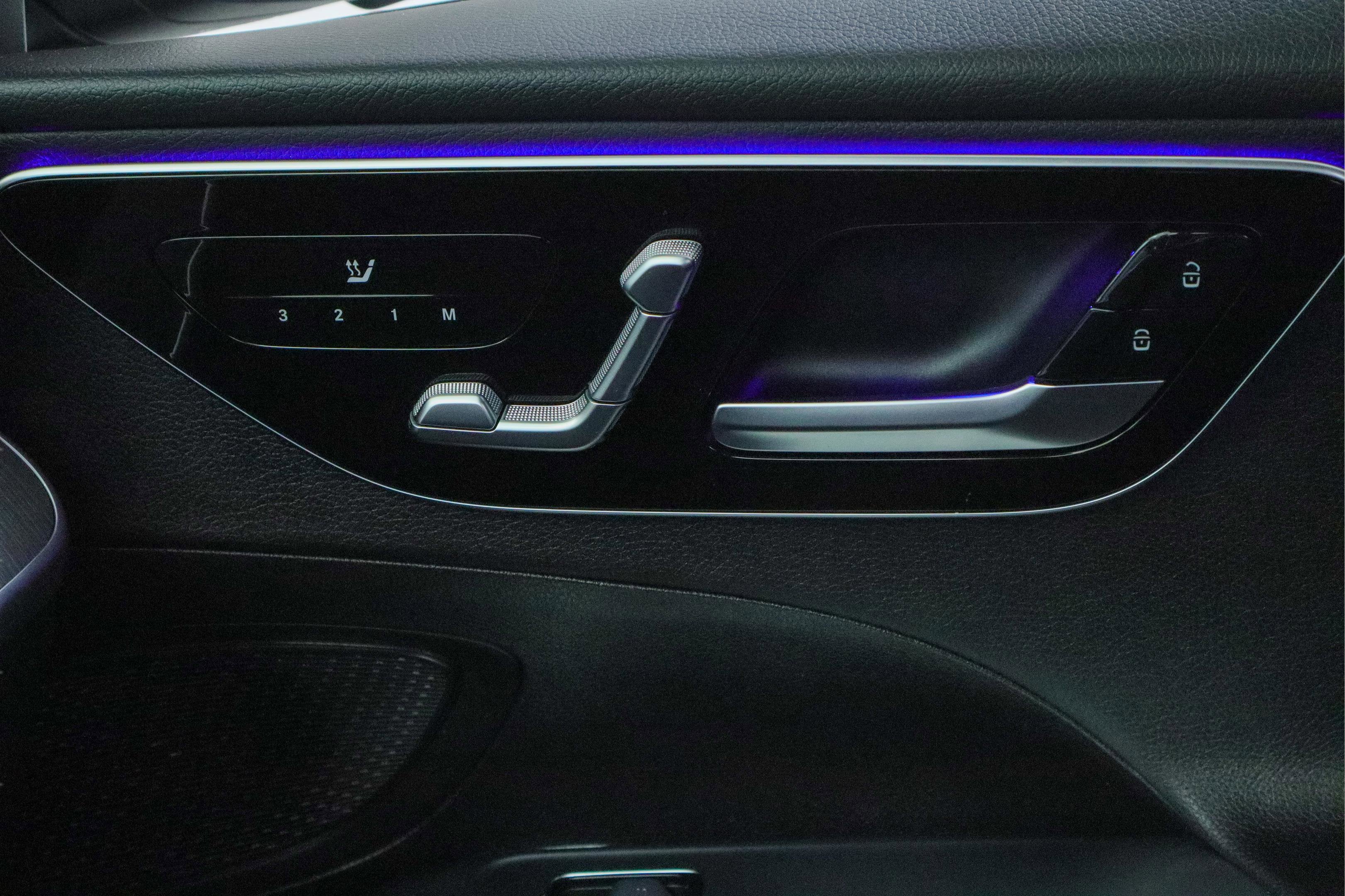 2025 Mercedes-Benz C 300 C 300