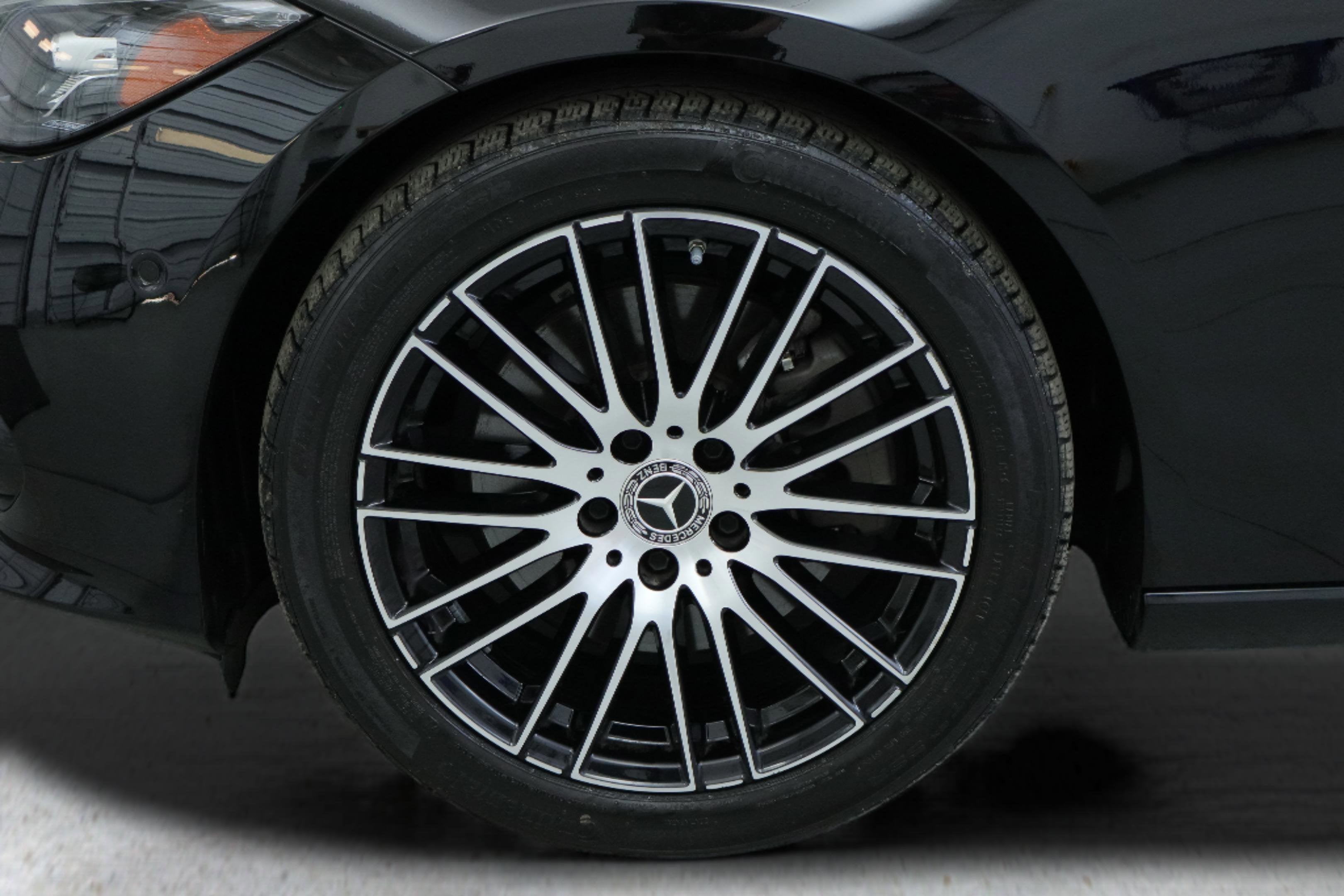 2025 Mercedes-Benz C 300 C 300