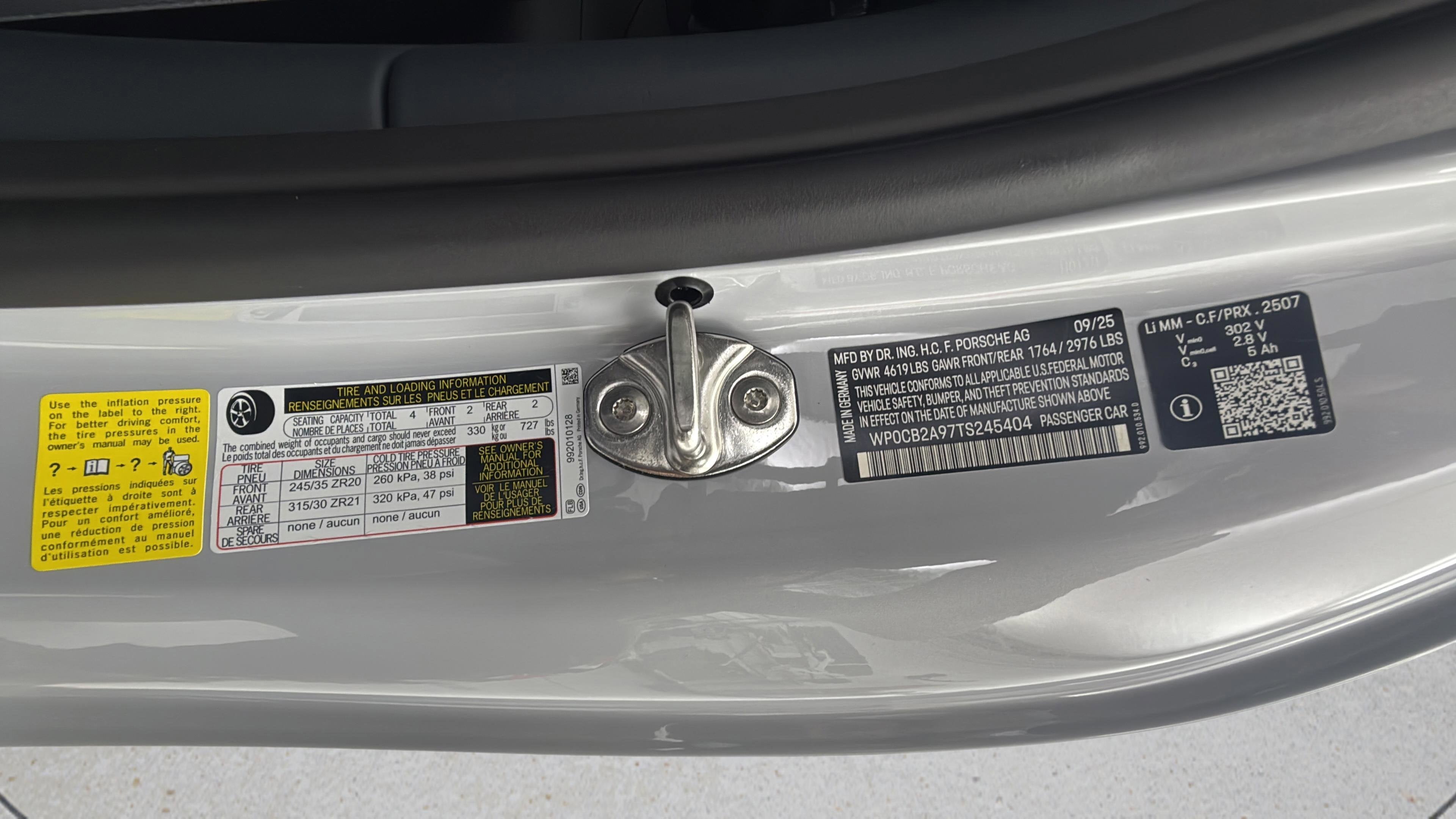 2026 Porsche 911 Carrera GTS Cabriolet