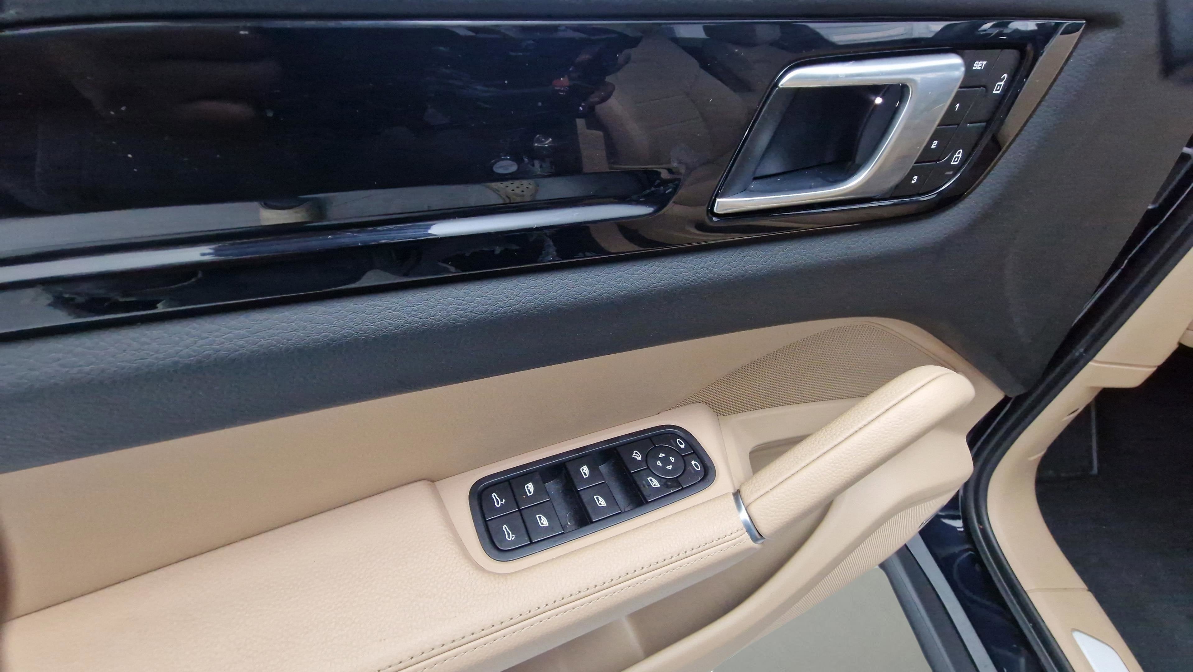 2023 Porsche Cayenne AWD