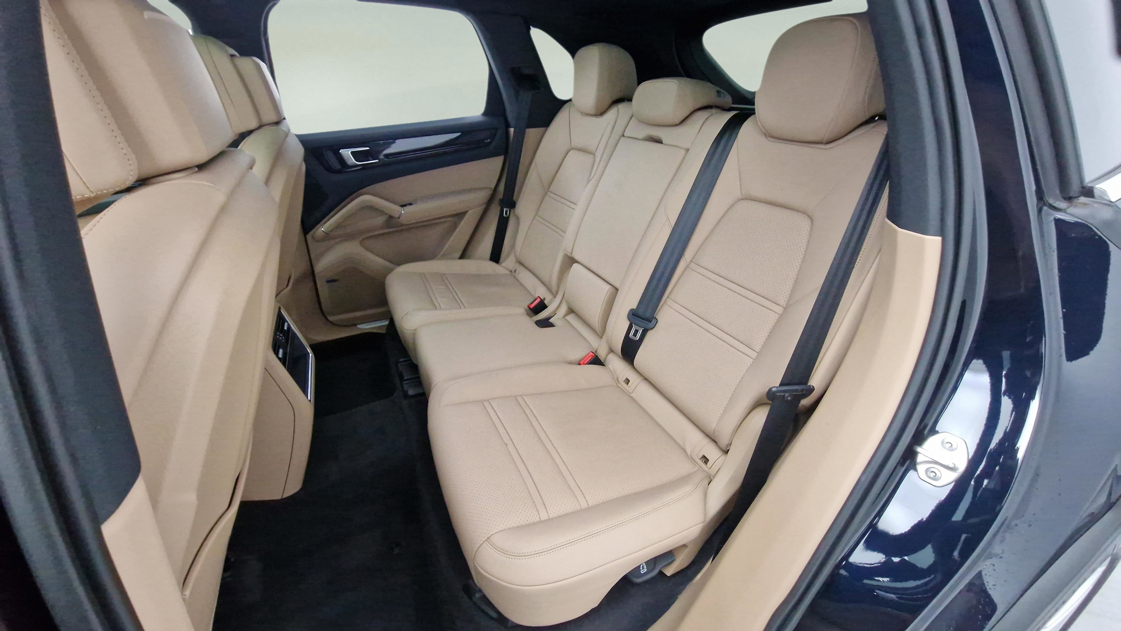 2023 Porsche Cayenne AWD